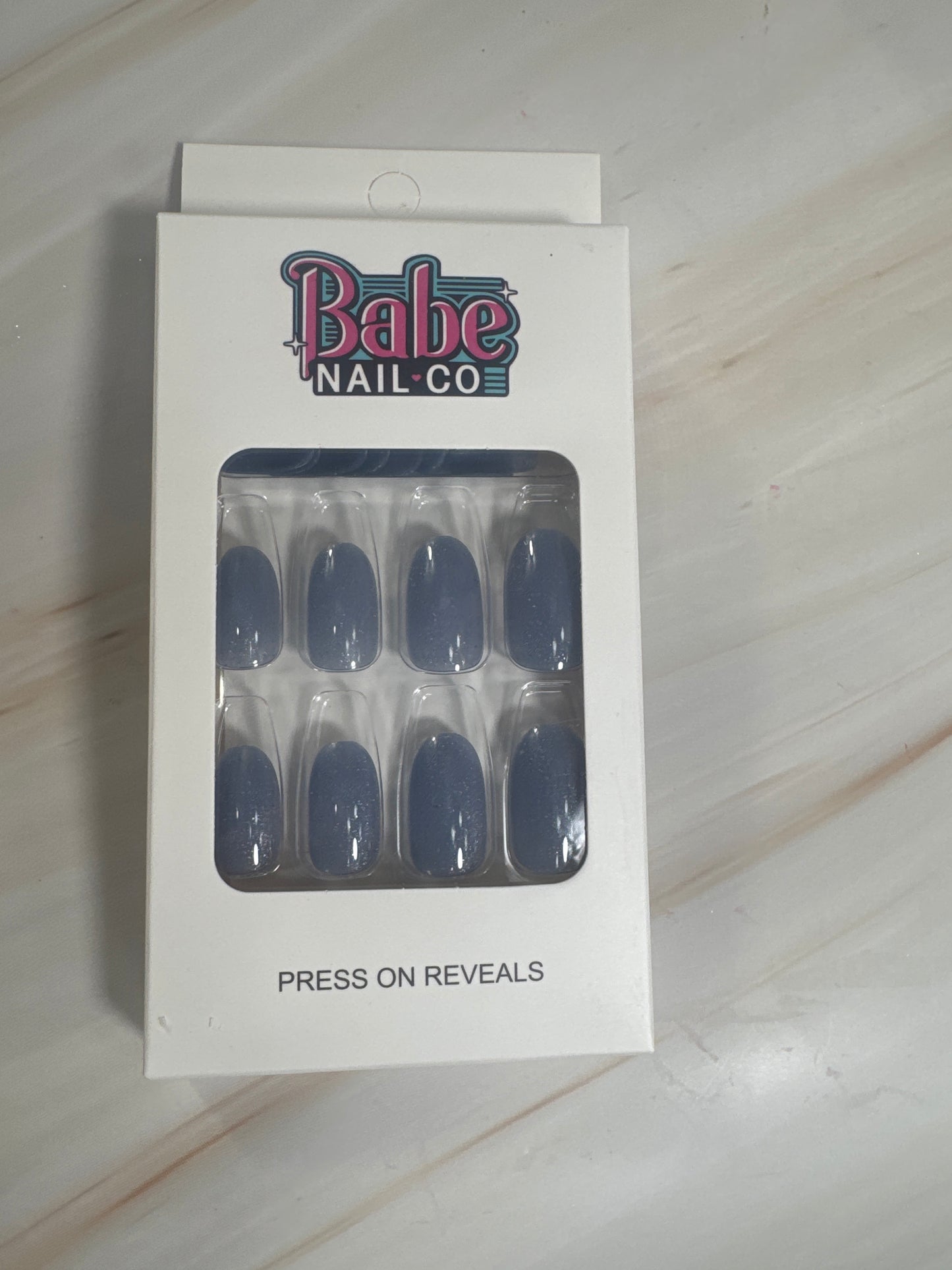 Medium Nails
